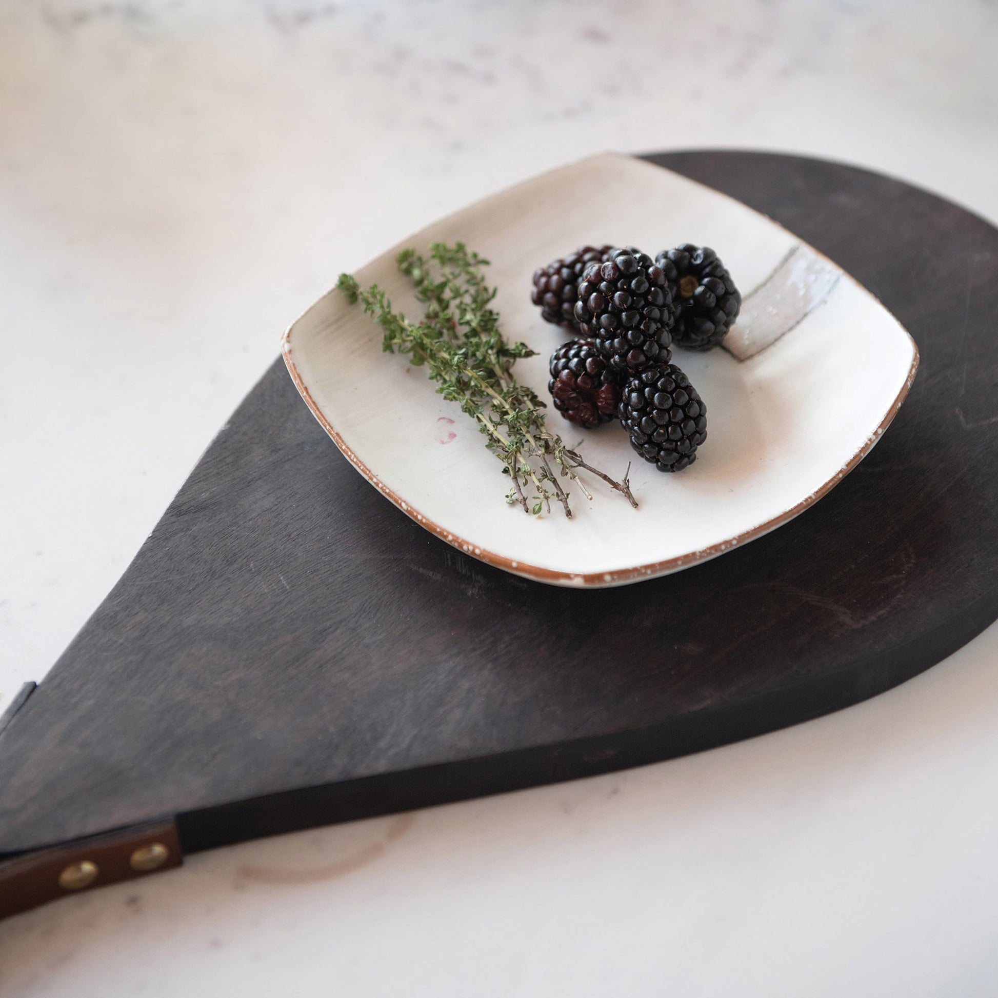 Mango Wood Serving Board, Brown - Mustard Seed Faith Co.