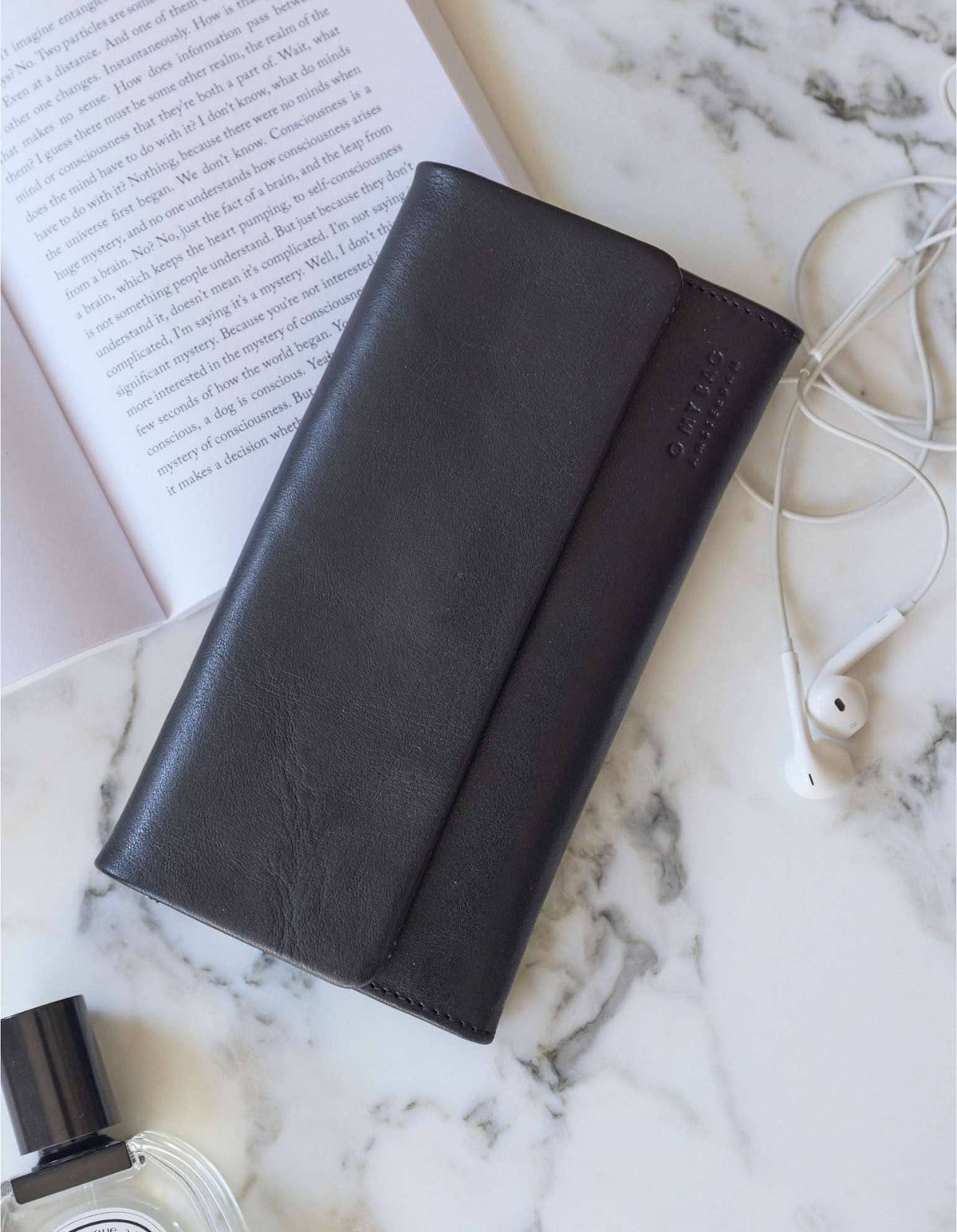 Pau's Pouch - Black Stromboli Leather