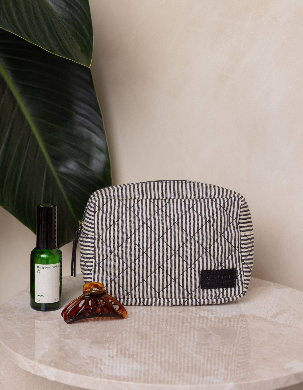 Bella Pouch - Cotton Black Classic Leather