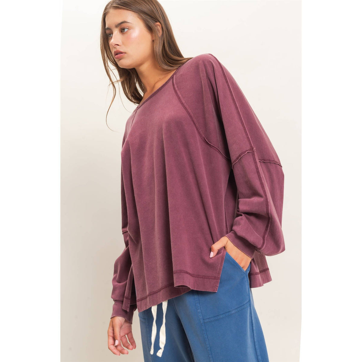 Raglan Sleeved Sweater